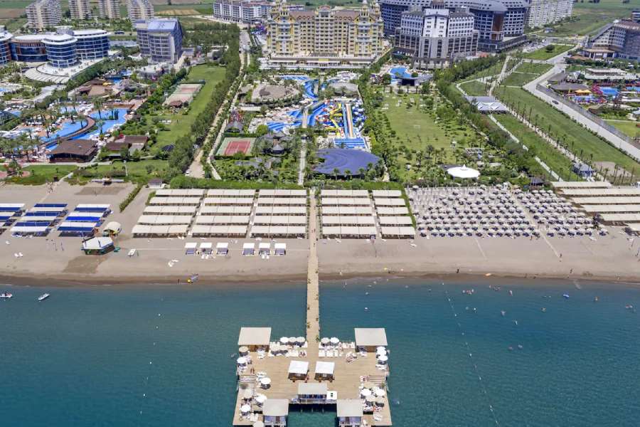 Royal Holiday Palace 2