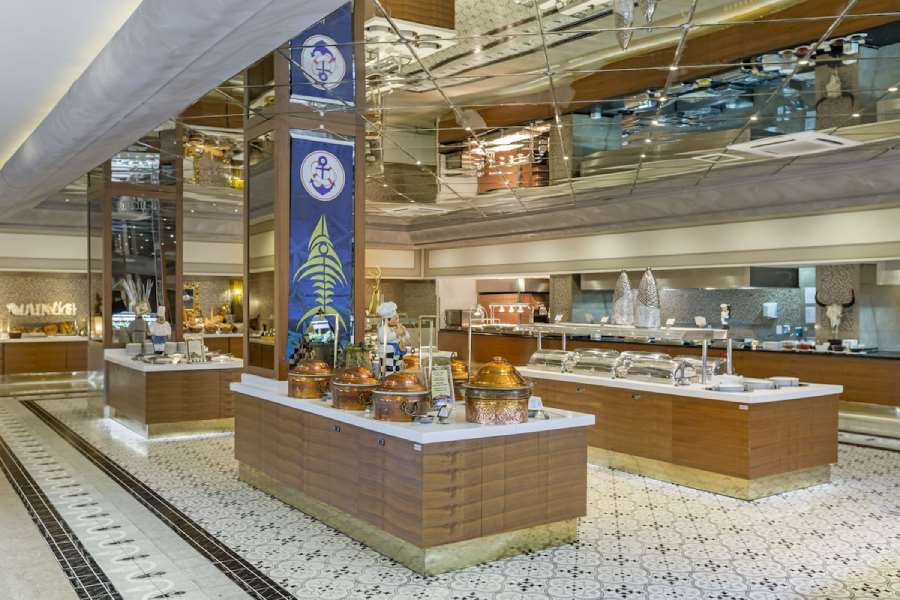 Royal Holiday Palace 3