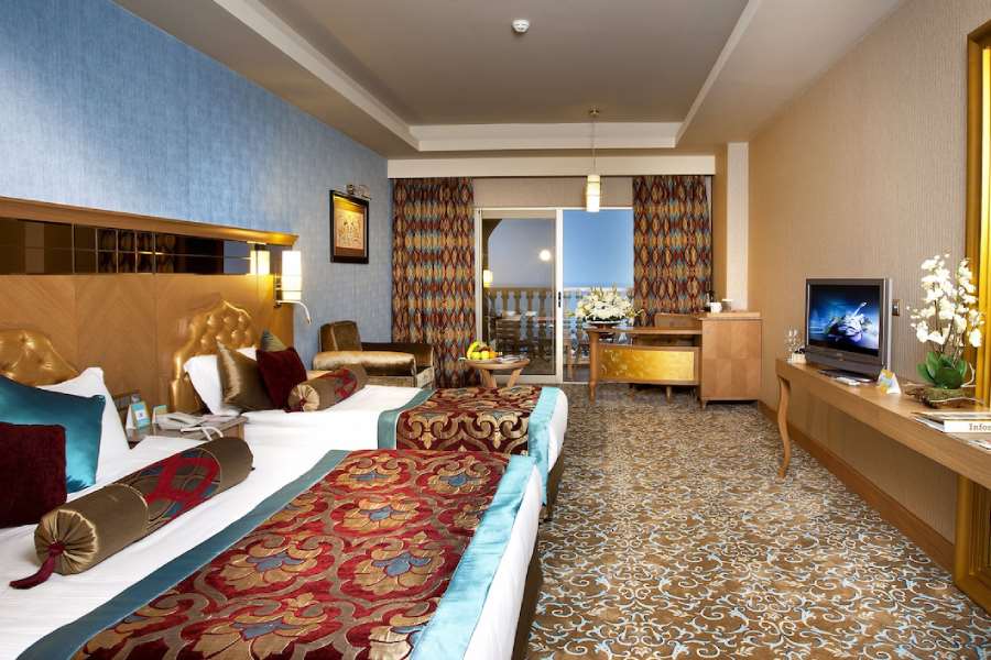 Royal Holiday Palace 5